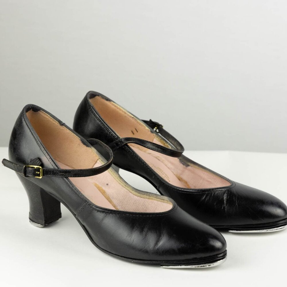Capezio Tap Shoes – Women’s 8.5M